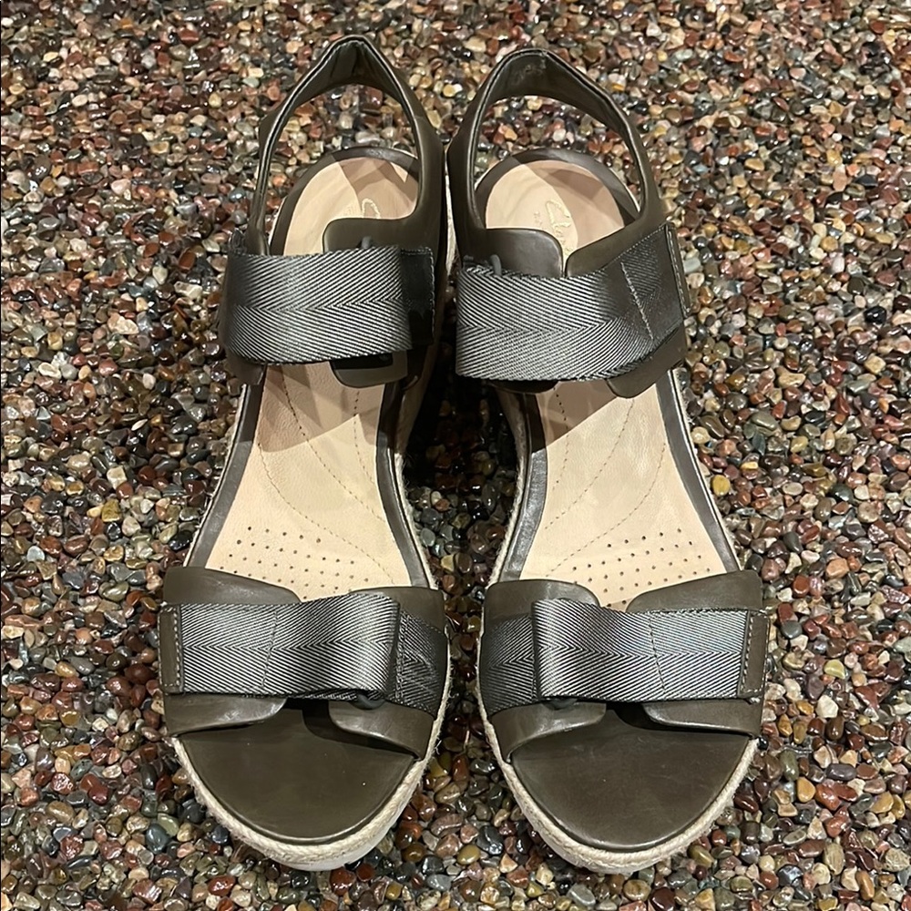 Clarks Green Sandals with Cushioned Footbed